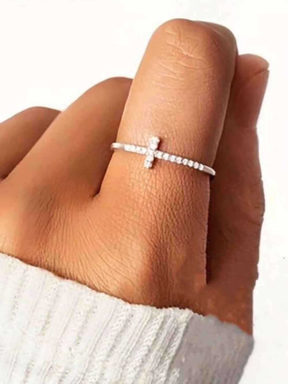 Silver cross ring - Picture 2 of 3